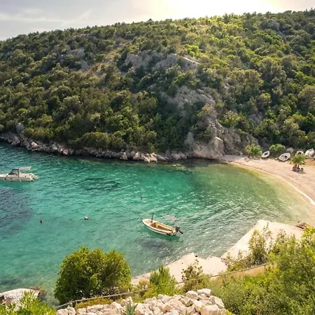 In With Balcony, Air Condition, Wifi, Washing Machine * Vinisce