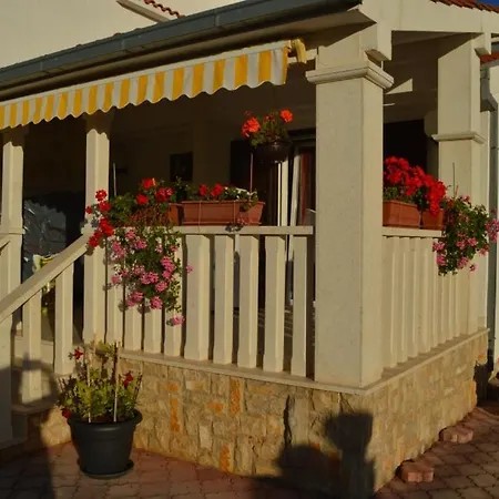 In With Balcony, Air Condition, Wifi, Washing Machine *