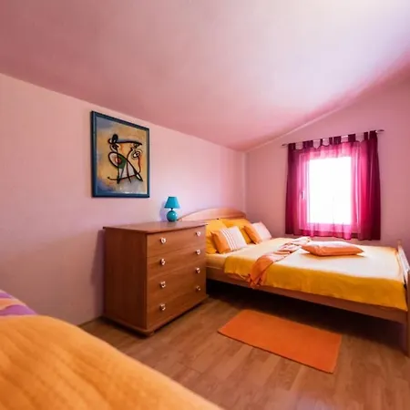 In With Balcony, Air Condition, Wifi, Washing Machine *